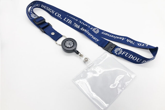 70周年記念用（会社設立周年記念用）カードケース付きネックストラップ